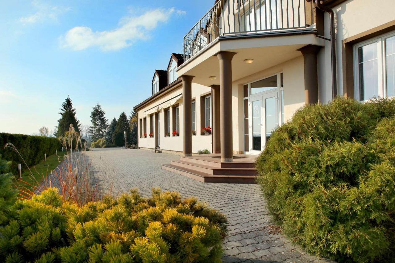 Hotel Brada Jičín 외부 사진